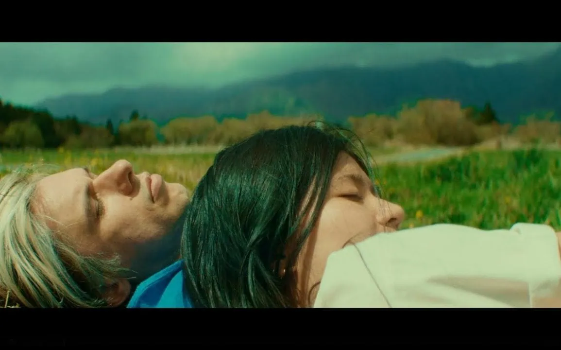 Orelsan dévoile le clip de son titre Ailleurs 1 Orelsan dévoile le clip de son titre Ailleurs