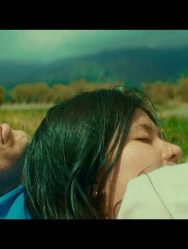 Orelsan dévoile le clip de son titre Ailleurs 4 Orelsan dévoile le clip de son titre Ailleurs