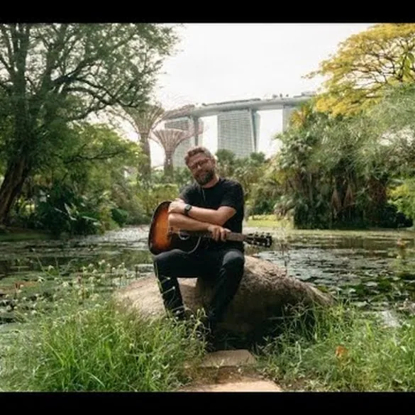 Passenger revisite It Must Have Been Love de Roxette