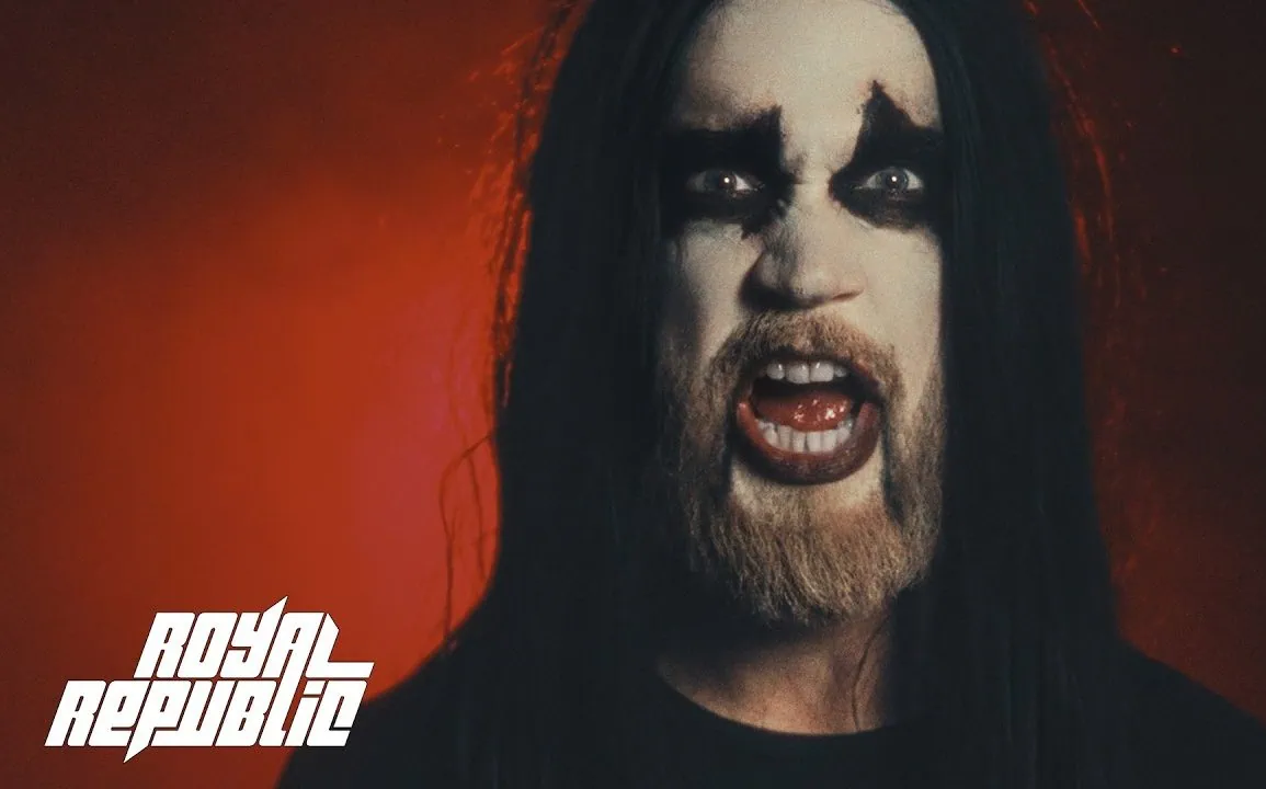 Royal Republic : Le clip de LoveCop