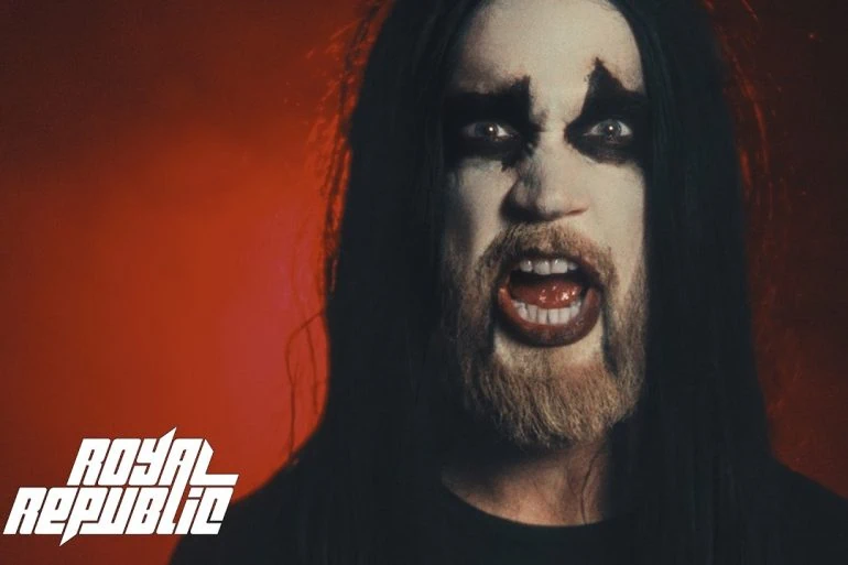 Royal Republic : Le clip de LoveCop 6 Royal Republic : Le clip de LoveCop