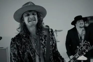 The Karma Effect dévoile le clip de Waiting on a Miracle