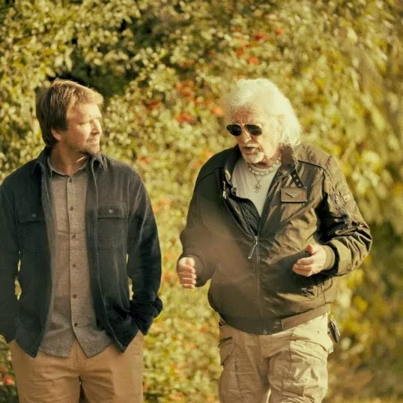 Tom Frager et Hugues Aufray dévoilent Moi vivant