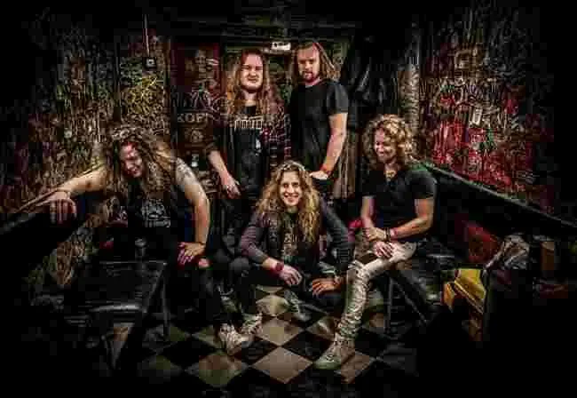 Temple Balls revient en force avec un album éponyme prévu pour février 2026