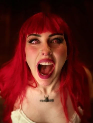 Vana dévoile le clip officiel de Pray 20 Vana dévoile le clip officiel de Pray