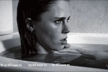 Cassie Henderson dévoile « Pity Party », single mélancolique de l'EP Footnotes 7 Cassie Henderson dévoile « Pity Party », single mélancolique de l'EP Footnotes