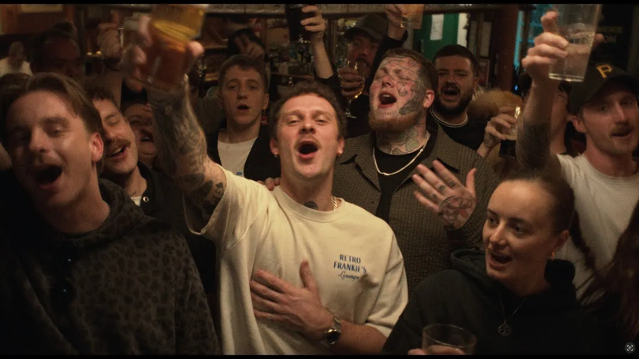 Dukes Head : Mackenzy Mackay célèbre la nostalgie 4 Dukes Head : Mackenzy Mackay célèbre la nostalgie