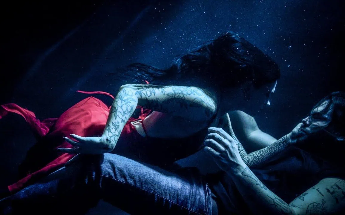 Florence Black dévoile The Pouring Rain 1 Florence Black dévoile The Pouring Rain