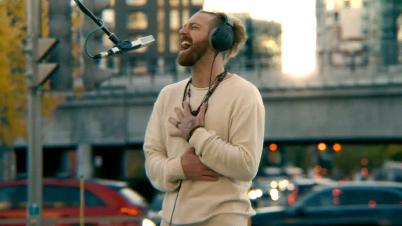 Jonathan Roy signe Days That We Have Left 4 Jonathan Roy signe Days That We Have Left