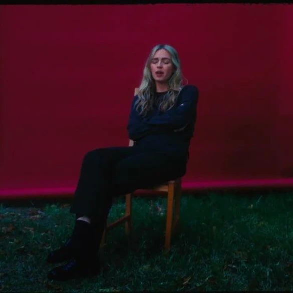 Katelyn Tarver - The Price : clip musical officiel 2 Katelyn Tarver - The Price : clip musical officiel