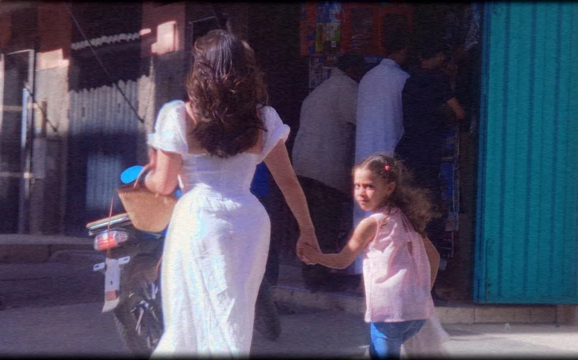 La Zarra - F*** You : le clip officiel 1 La Zarra - F*** You : le clip officiel