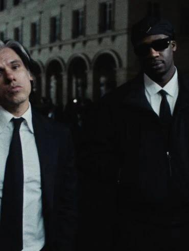 Orelsan dévoile Soleil Levant, extrait de La fuite en avant 12 Orelsan dévoile Soleil Levant, extrait de La fuite en avant