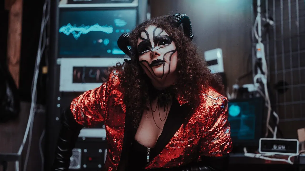 Riell - Devil (Acoustic) 4 Riell - Devil (Acoustic)