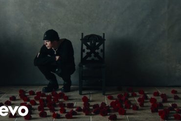 Zombie Acoustic : YUNGBLUD dévoile une version intime 4 Zombie Acoustic : YUNGBLUD dévoile une version intime