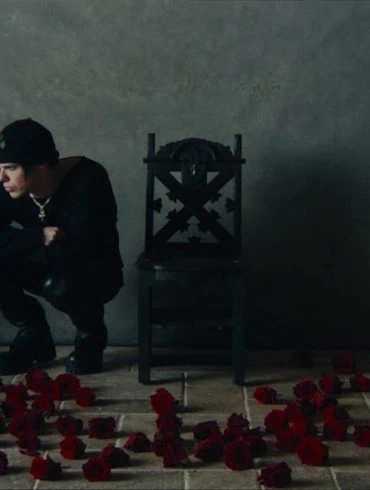 Zombie Acoustic : YUNGBLUD dévoile une version intime 12 Zombie Acoustic : YUNGBLUD dévoile une version intime
