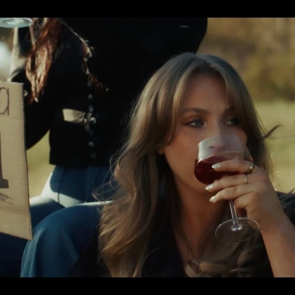 Ashley Kutcher livre avec Hard Pill sa jalousie lucide 2 Ashley Kutcher livre avec Hard Pill sa jalousie lucide