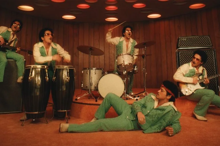 Bruno Mars - I Just Might : le retour d’un séducteur vintage 6 Bruno Mars – I Just Might : le retour d’un séducteur vintage