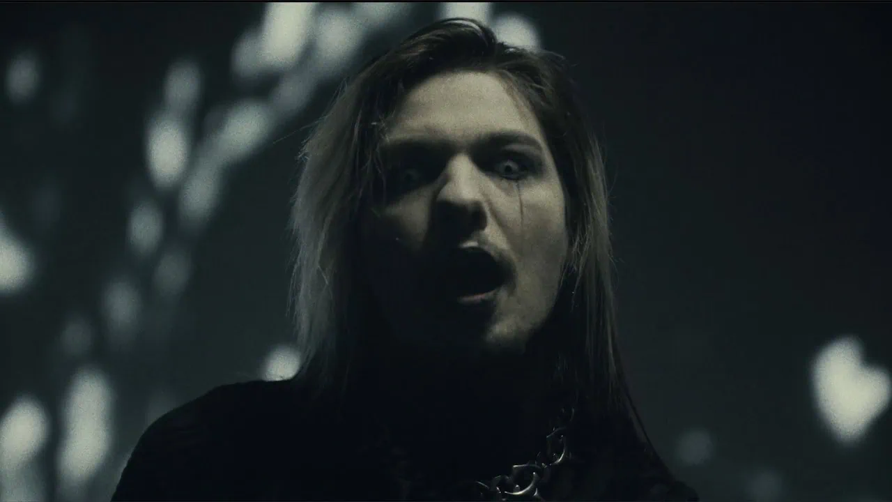 Dark Divine dévoile le clip de Permanent, extrait de son prochain album 4 Dark Divine dévoile le clip de Permanent, extrait de son prochain album