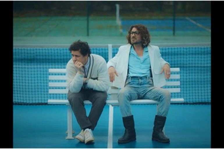 Elephanz dévoile « Invisible » : pop 60's et autodérision grandiose 14 Elephanz dévoile « Invisible » : pop 60's et autodérision grandiose