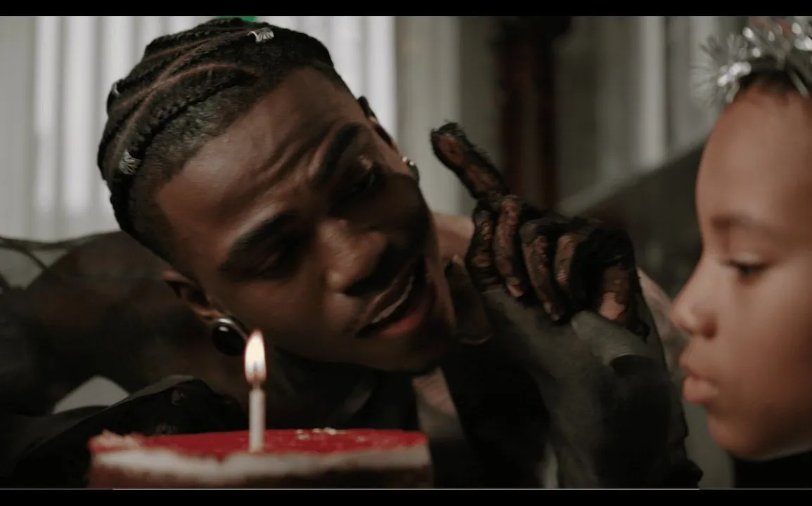 Franck Lenar dévoile Happy Birthday, nouveau single chez Maison Mère 1 Franck Lenar dévoile Happy Birthday, nouveau single chez Maison Mère