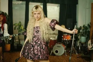 Iluka dévoile le clip Wings, extrait de the wild, the innocent & the raging 15 Iluka dévoile le clip Wings, extrait de the wild, the innocent & the raging