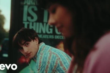 Johnny Orlando - Emilia un clip intimiste et sensuel 17 Johnny Orlando - Emilia un clip intimiste et sensuel