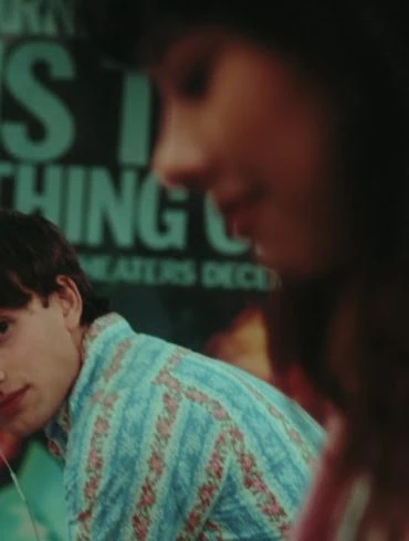 Johnny Orlando - Emilia un clip intimiste et sensuel 20 Johnny Orlando - Emilia un clip intimiste et sensuel