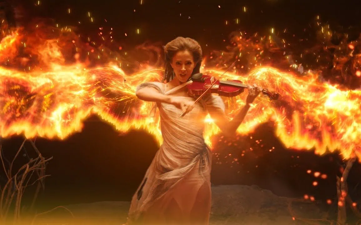 Lindsey Stirling : Eye of the Untold Her 1 Lindsey Stirling : Eye of the Untold Her