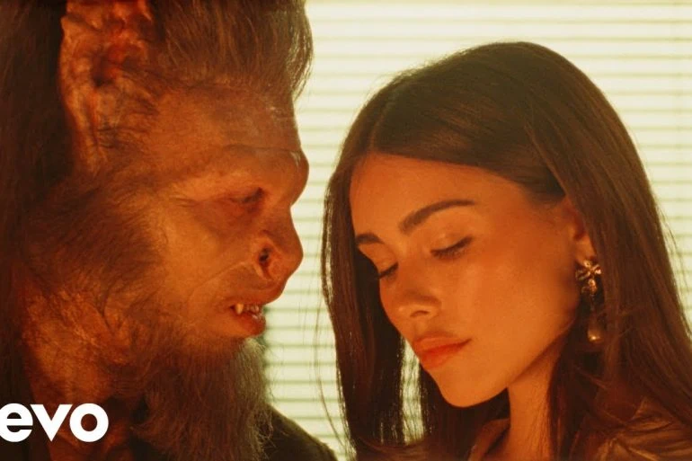 Madison Beer - bad enough : l'addiction amoureuse décryptée 14 Madison Beer – bad enough : l’addiction amoureuse décryptée