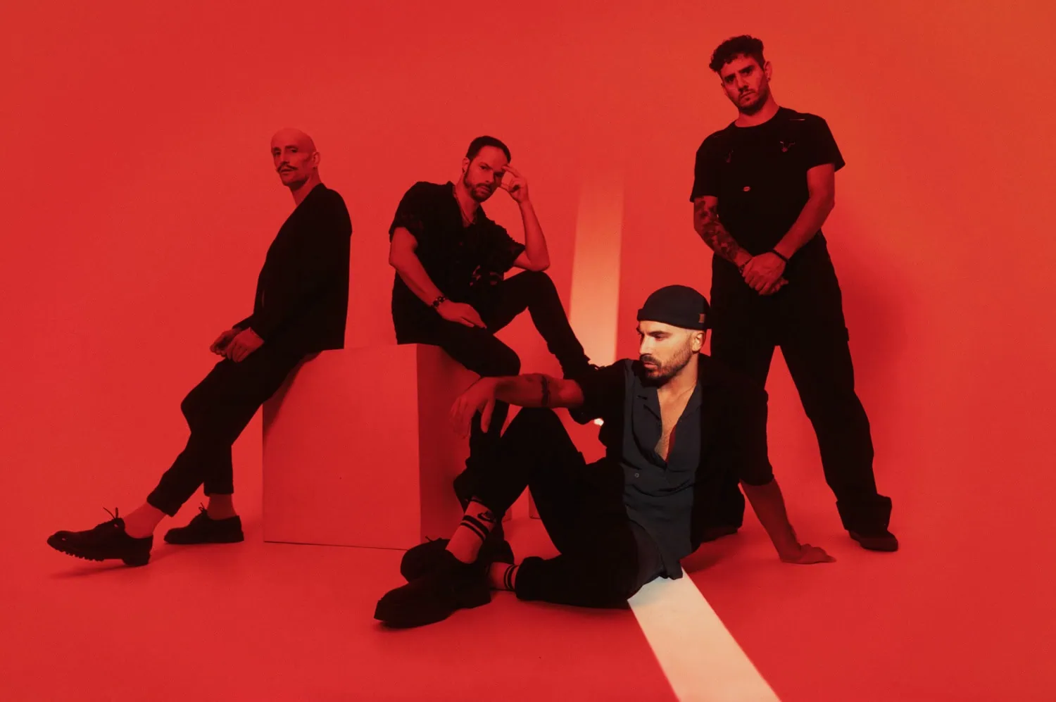 MESS OUT dévoile Crève, un single punk rock engagé 7 MESS OUT dévoile Crève, un single punk rock engagé