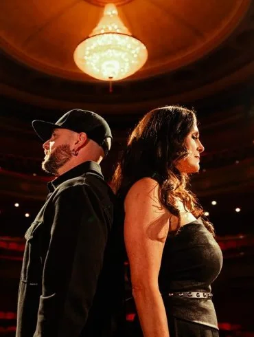 Within Temptation & Smash Into Pieces unissent leurs forces (Official Music Video) 4 Within Temptation & Smash Into Pieces unissent leurs forces (Official Music Video)