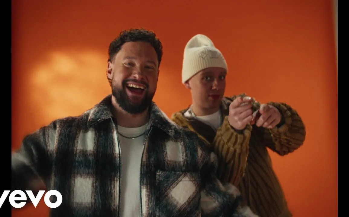 Calum Scott et Aitch dévoilent le clip de Unsteady 1 Calum Scott et Aitch dévoilent le clip de Unsteady