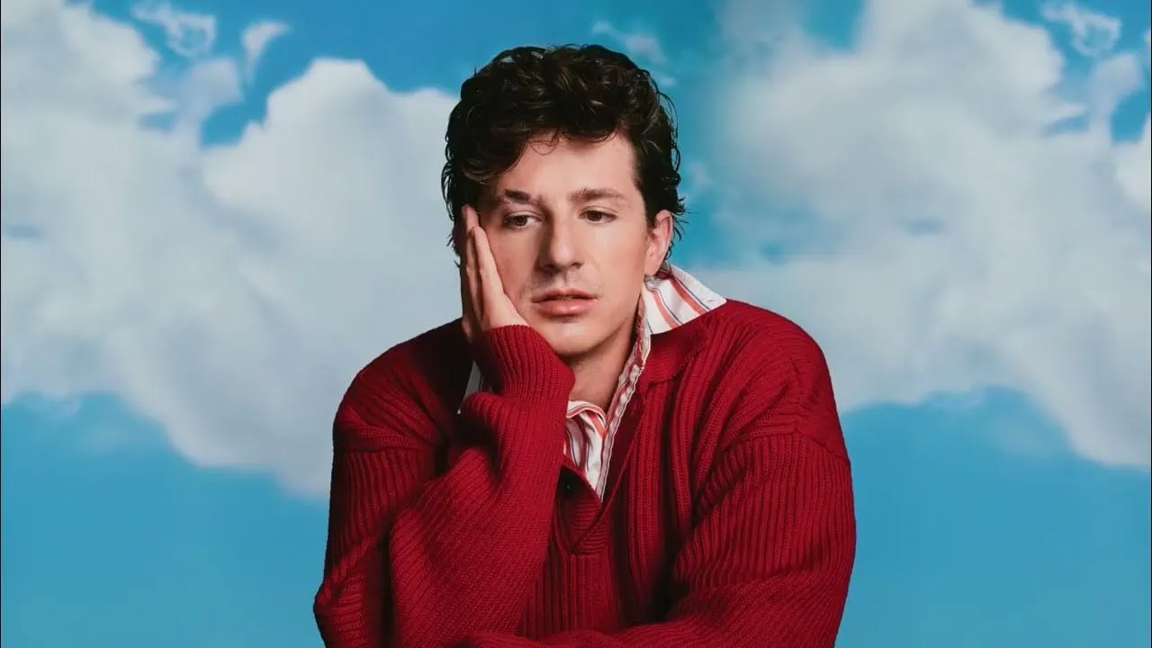 Charlie Puth dévoile le clip de Cry avec Kenny G 4 Charlie Puth dévoile le clip de Cry avec Kenny G