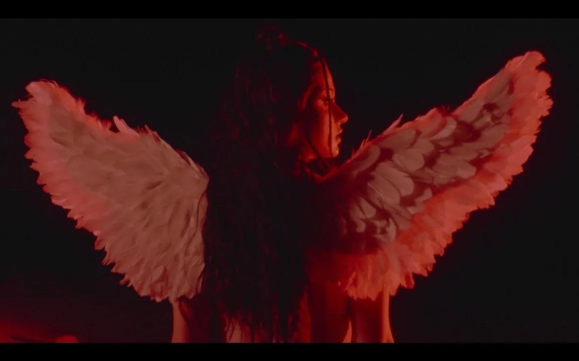 Jessica Baio dévoile other side, extrait de SACRED II 1 Jessica Baio dévoile other side, extrait de SACRED II