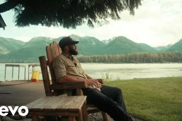 Jordan Davis dévoile Like God Intended 6 Jordan Davis dévoile Like God Intended