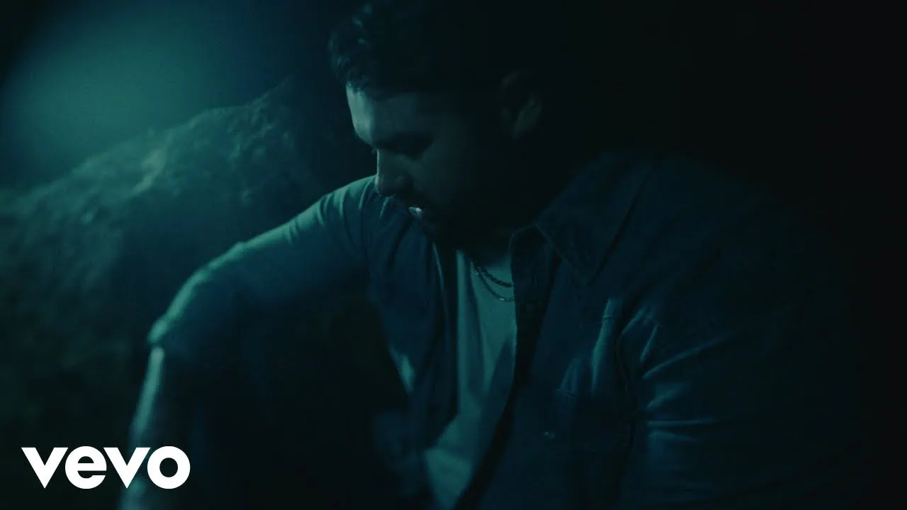 Koe Wetzel dévoile le visualizer de Time Goes On 4 Koe Wetzel dévoile le visualizer de Time Goes On