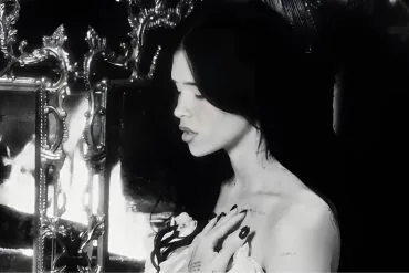 Nessa Barrett dévoile Stay With Me, extrait de Jesus Loves a Primadonna 2 Nessa Barrett dévoile Stay With Me, extrait de Jesus Loves a Primadonna