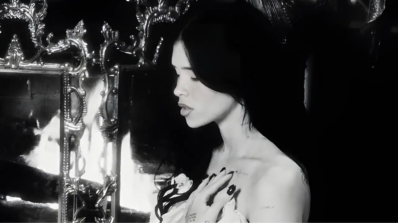 Nessa Barrett dévoile Stay With Me, extrait de Jesus Loves a Primadonna 4 Nessa Barrett dévoile Stay With Me, extrait de Jesus Loves a Primadonna