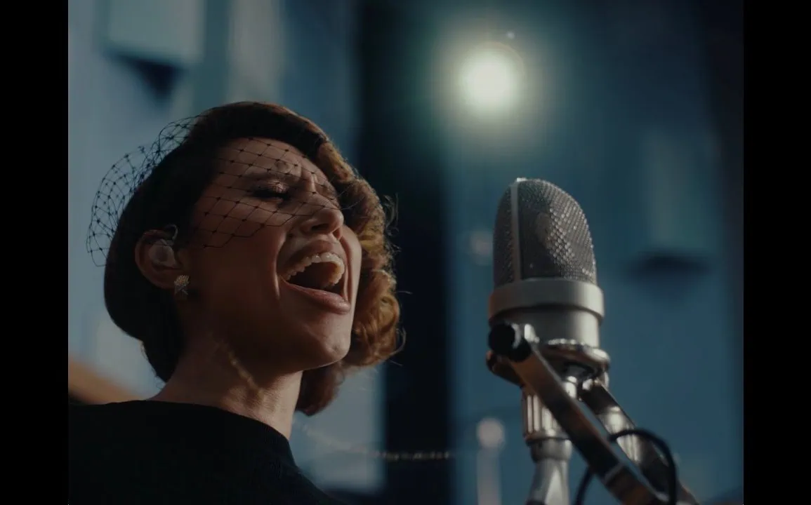 RAYE dévoile Nightingale Lane, extrait de This Music May Contain Hope 1 RAYE dévoile Nightingale Lane, extrait de This Music May Contain Hope