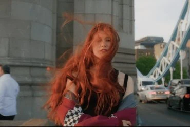 Ronnie Grace dévoile le clip de Dandelion 6 Ronnie Grace dévoile le clip de Dandelion