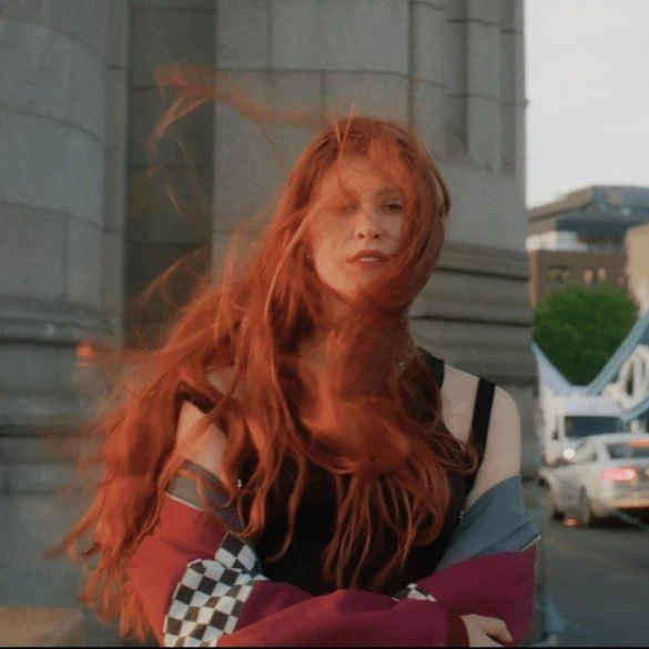 Ronnie Grace dévoile le clip de Dandelion 2 Ronnie Grace dévoile le clip de Dandelion