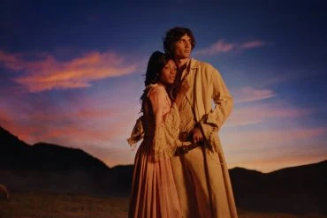 Sombr sort Homewrecker, clip cinématique sur l'amour interdit 4 Sombr sort Homewrecker, clip cinématique sur l'amour interdit