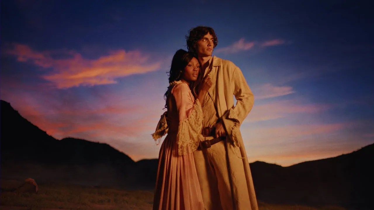 Sombr sort Homewrecker, clip cinématique sur l'amour interdit 4 Sombr sort Homewrecker, clip cinématique sur l'amour interdit