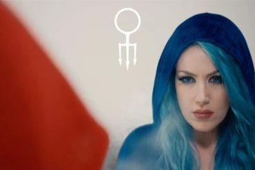 Blue Medusa dévoile Checkmate, premier single du projet d'Alissa White-Gluz 10 Blue Medusa dévoile Checkmate, premier single du projet d'Alissa White-Gluz