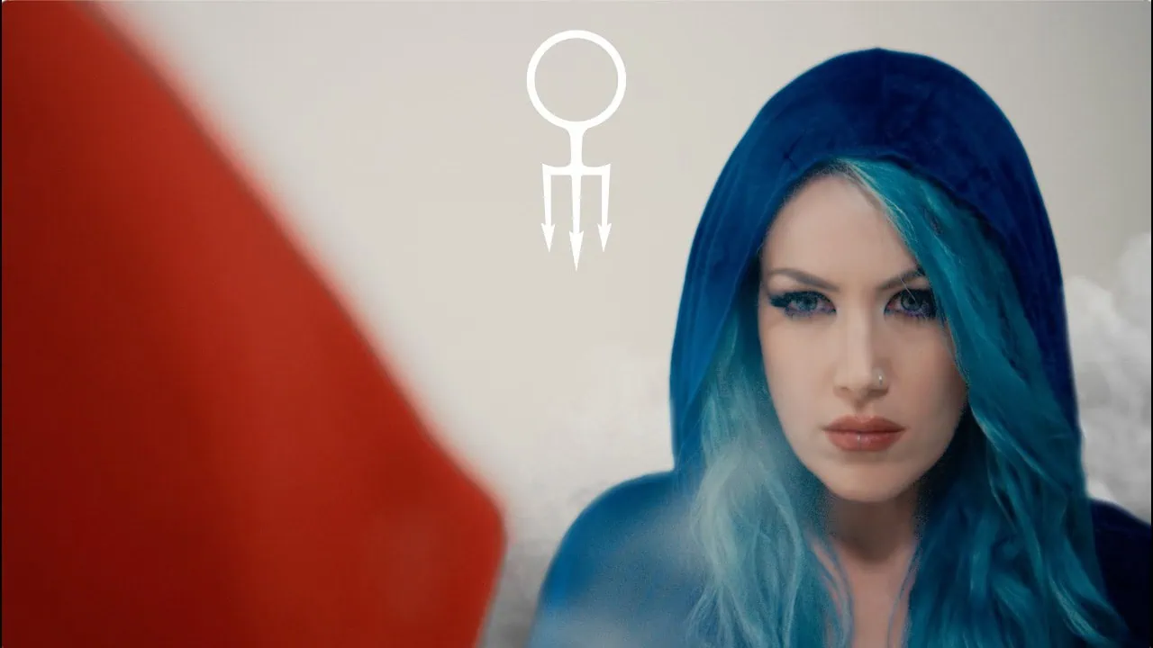 Blue Medusa dévoile Checkmate, premier single du projet d'Alissa White-Gluz 4 Blue Medusa dévoile Checkmate, premier single du projet d'Alissa White-Gluz