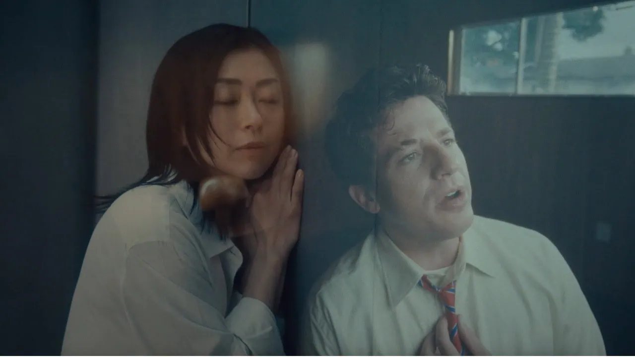 Charlie Puth dévoile Home feat. Hikaru Utada, extrait de Whatever's Clever! 4 Charlie Puth dévoile Home feat. Hikaru Utada, extrait de Whatever's Clever!