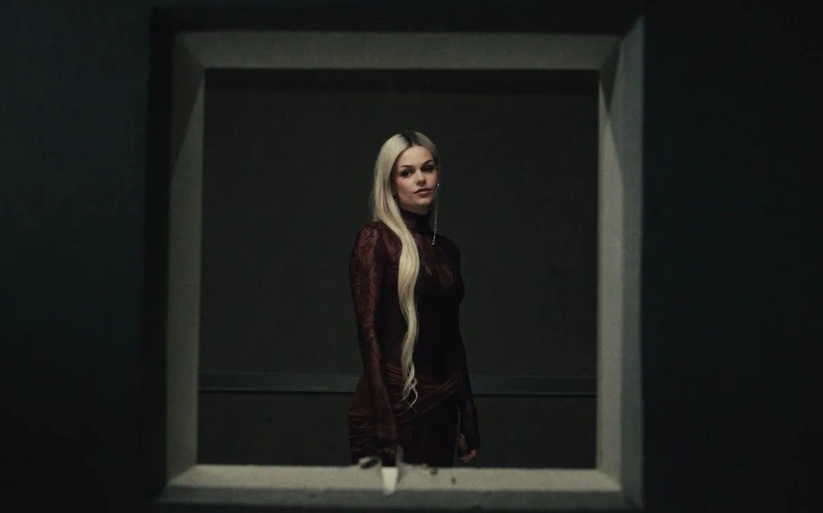 Davina Michelle dévoile Still Champagne, nouveau single pop 1 Davina Michelle dévoile Still Champagne, nouveau single pop