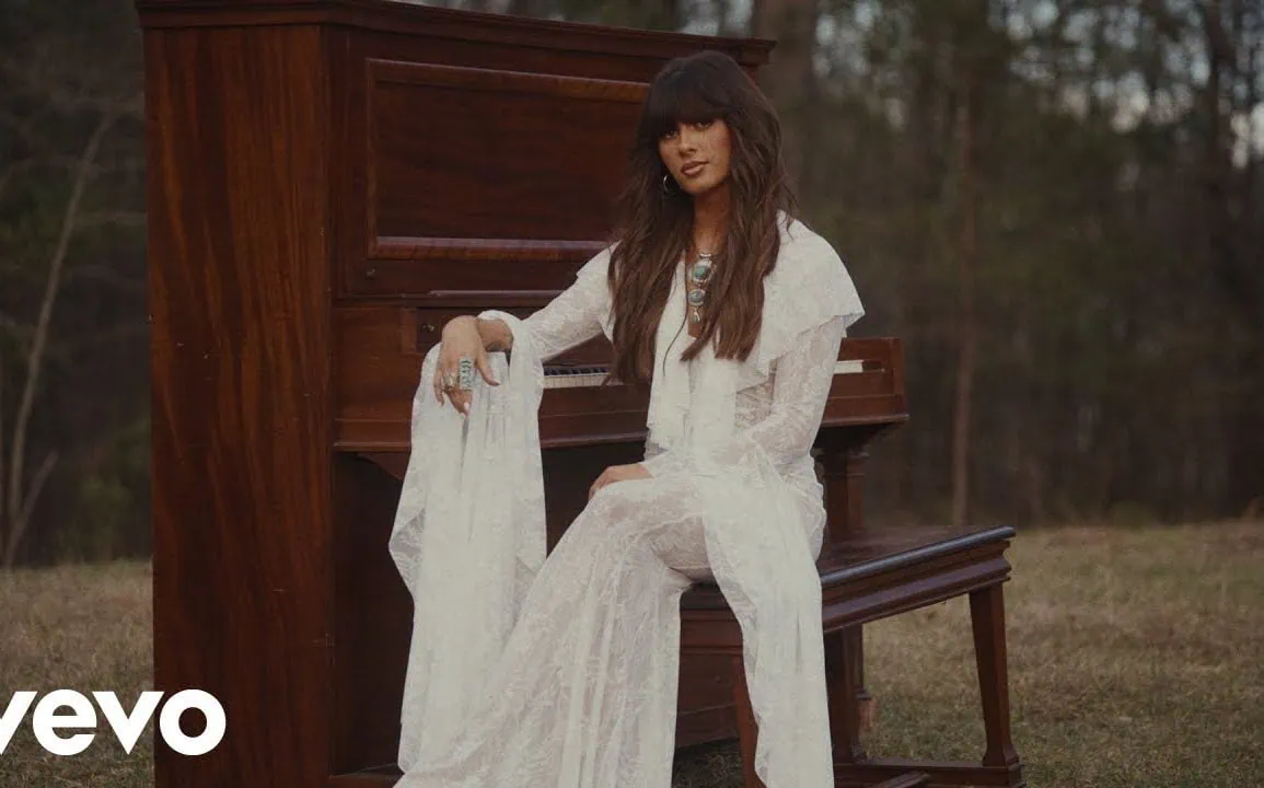 Ella Langley dévoile Loving Life Again, avant Dandelion 1 Ella Langley dévoile Loving Life Again, avant Dandelion