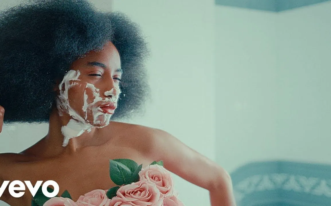 Flowerovlove dévoile Casual Lady, son nouveau clip pop 1 Flowerovlove dévoile Casual Lady, son nouveau clip pop