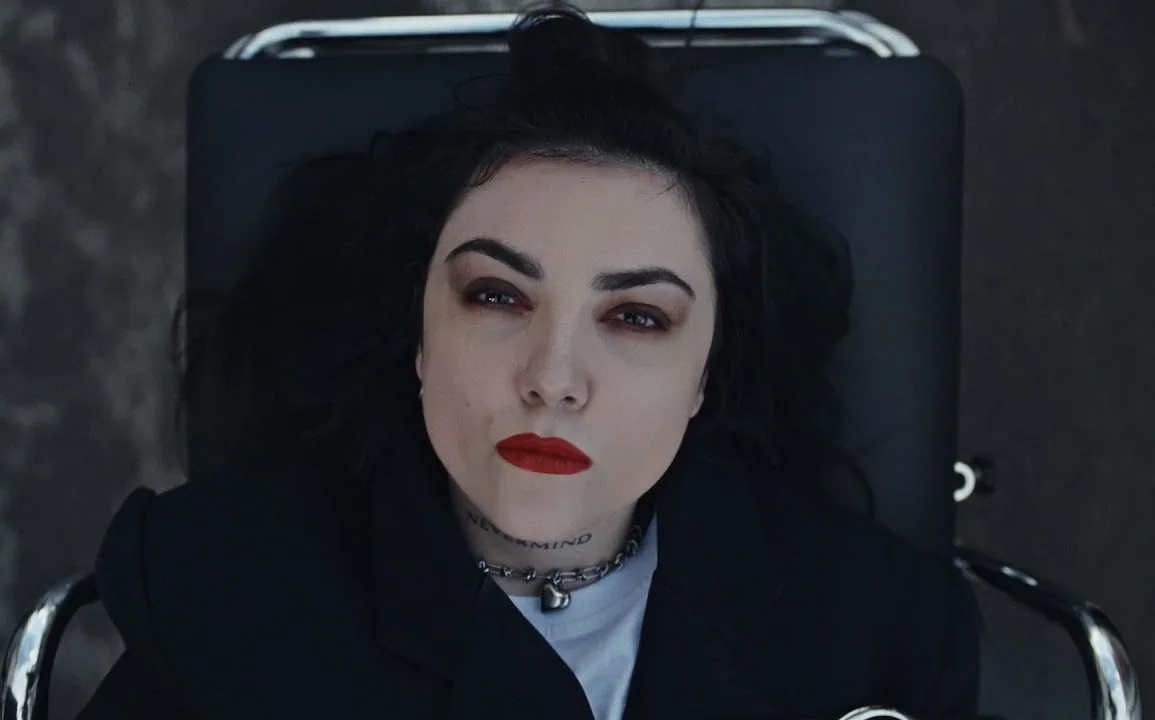 Hoshi dévoile Bonjour docteur ce 20 mars, premier single 2026 1 Hoshi dévoile Bonjour docteur ce 20 mars, premier single 2026